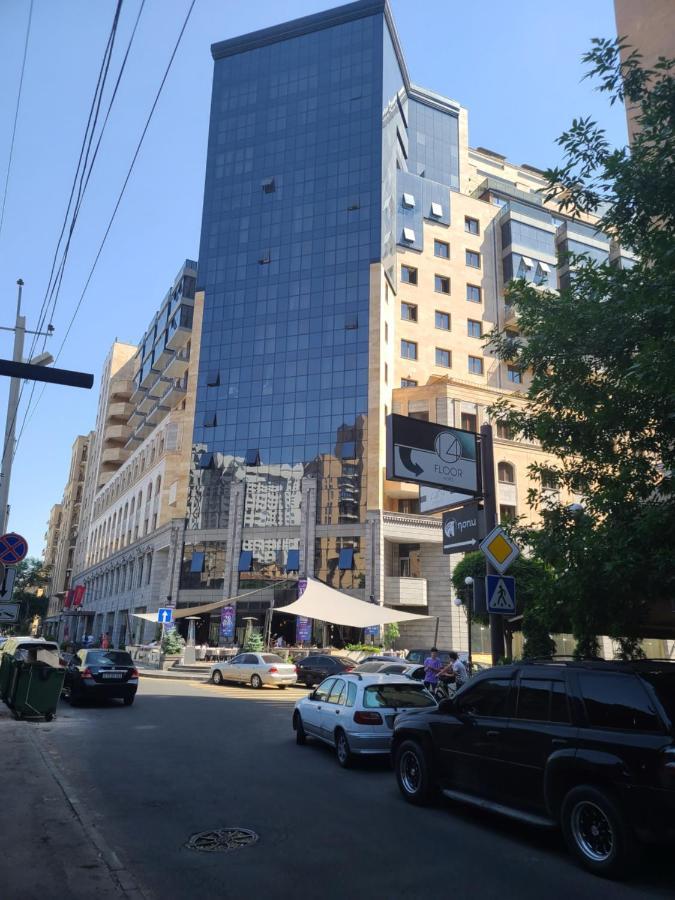 Pride Properties Welcomes You At 17 Buzant St 11-166 Yerevan Armenia Екстер'єр фото