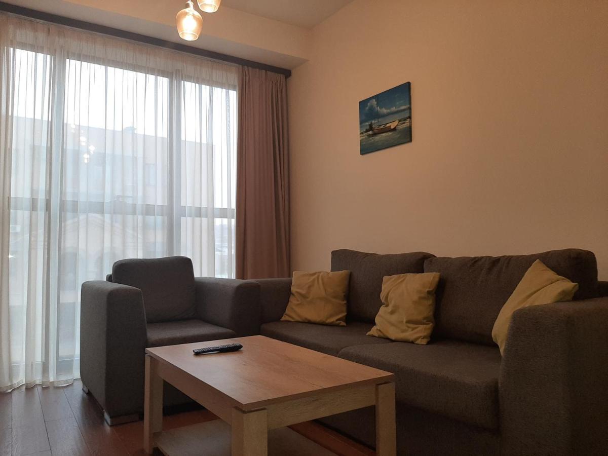 Pride Properties Welcomes You At 17 Buzant St 11-166 Yerevan Armenia Екстер'єр фото