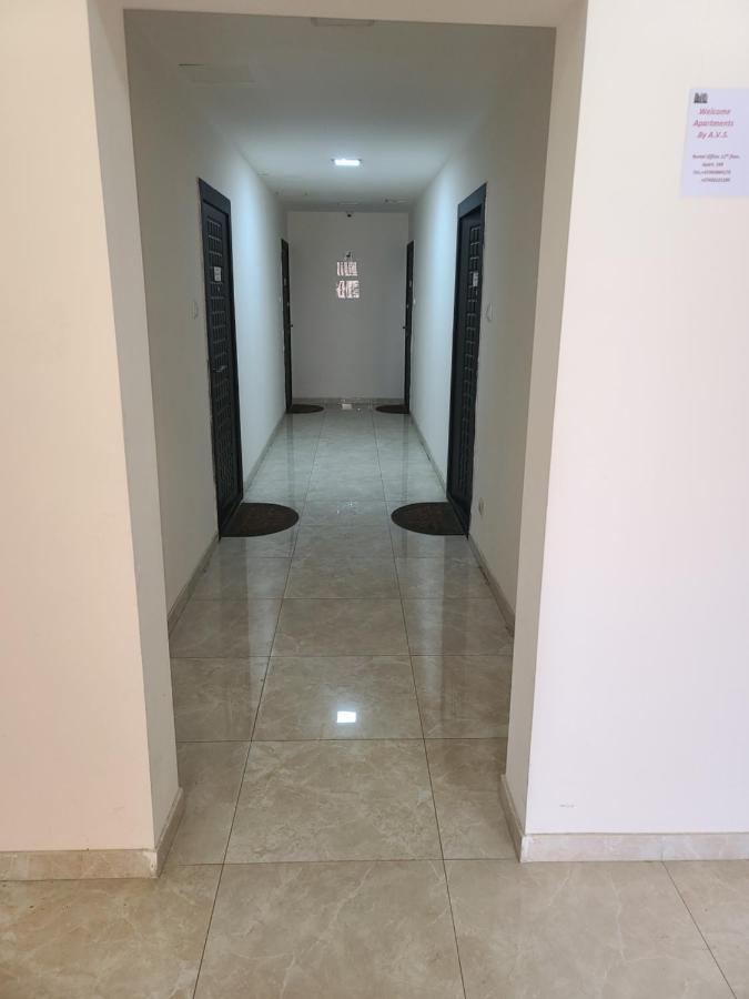 Pride Properties Welcomes You At 17 Buzant St 11-166 Yerevan Armenia Екстер'єр фото